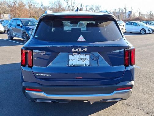 2025 Kia Sorento S