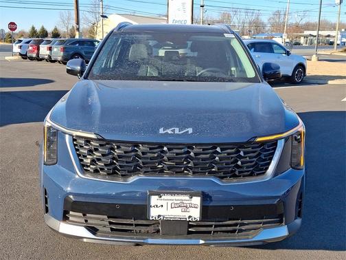 2025 Kia Sorento S