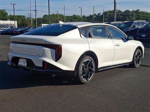 2025 Kia K4 GT-Line