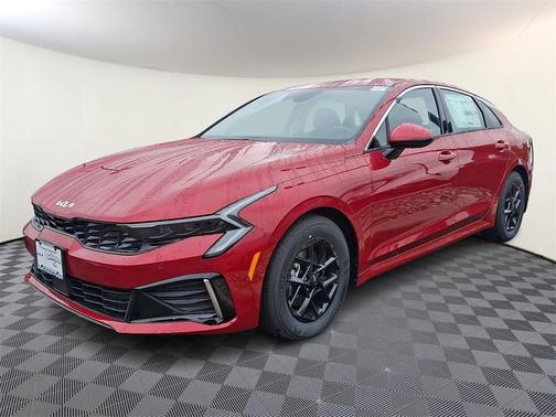 2025 Kia K5 LXS