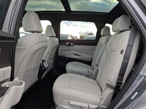 2026 Kia Sorento Plug-In Hybrid SX Prestige