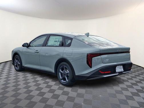 Haze 2026 Kia K4 LXS
