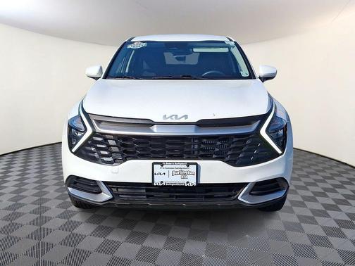 Snow White Pearl 2023 Kia Sportage Hybrid LX