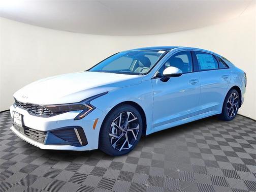 2025 Kia K5 EX