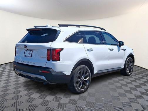 Glacial White Pearl 2021 Kia Sorento SX Prestige X-Line