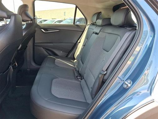 2025 Kia Niro EX