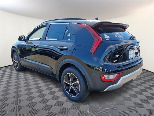 2025 Kia Niro EX