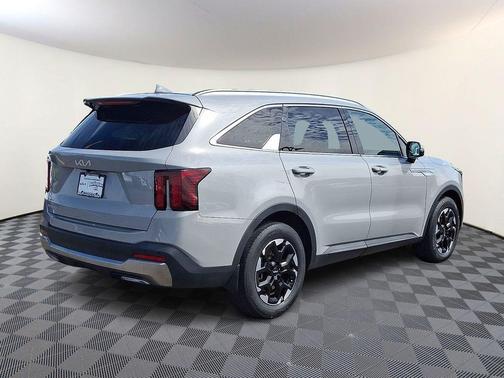Wolf Gray 2025 Kia Sorento S