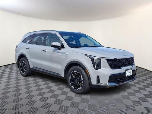 Wolf Gray 2025 Kia Sorento S