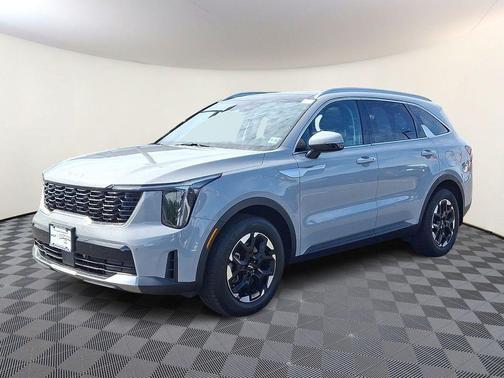 Wolf Gray 2025 Kia Sorento S