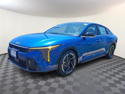 2025 Kia K4 GT-Line