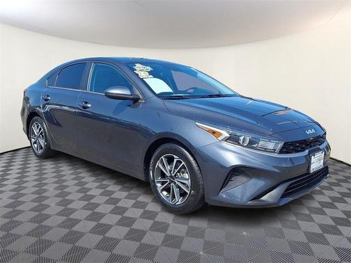 2022 Kia Forte LXS