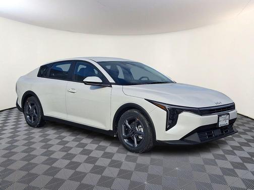 2026 Kia K4 