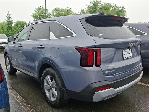 2025 Kia Sorento LX