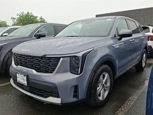 2025 Kia Sorento LX