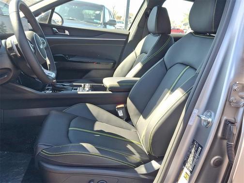 2025 Kia K5 GT