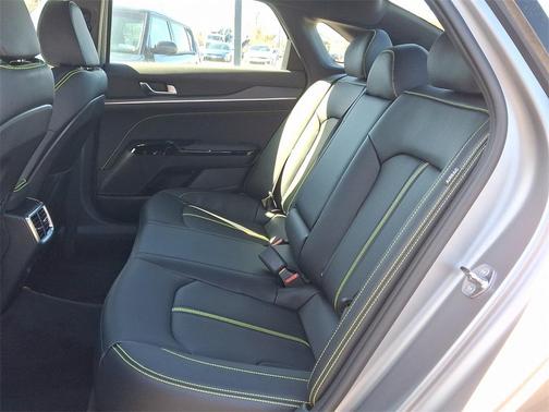 2025 Kia K5 GT