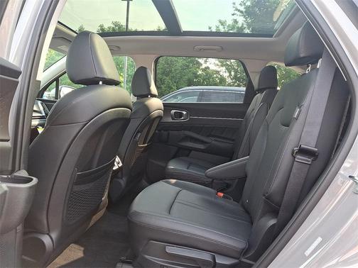 2025 Kia Sorento SX