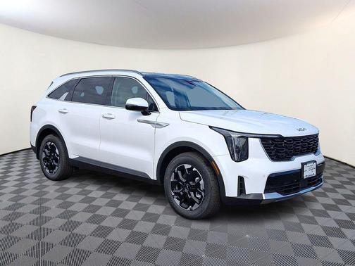 Glacial White Pearl 2026 Kia Sorento S