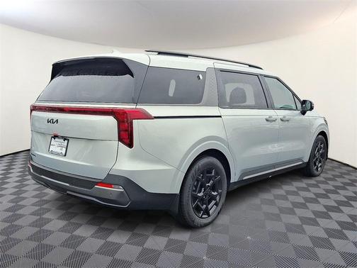 2026 Kia Carnival SX
