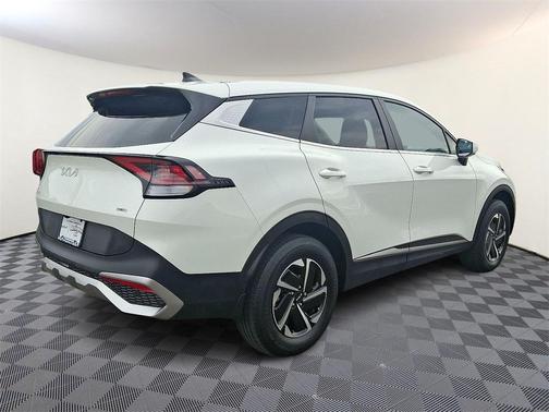 2023 Kia Sportage Hybrid LX