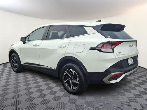 2023 Kia Sportage Hybrid LX