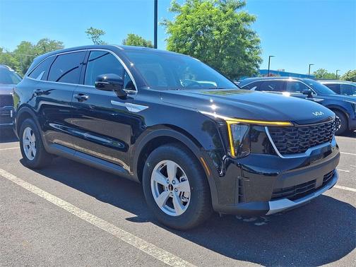 2025 Kia Sorento LX