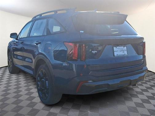 2025 Kia Sorento X-Line EX