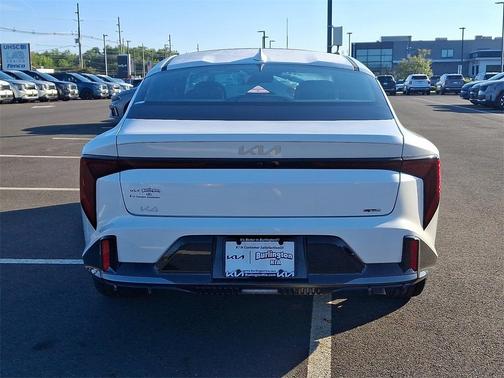 2025 Kia K4 GT-Line