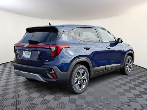 Dark Ocean Blue 2026 Kia Seltos LX