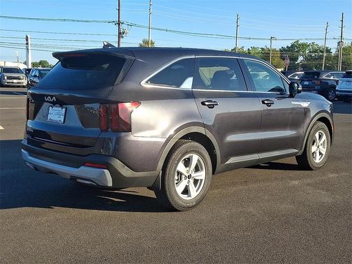 2026 Kia Sorento LX