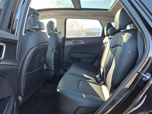 Fusion Orange 2026 Kia Sportage Hybrid EX