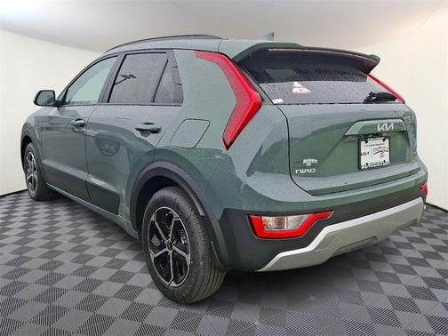2025 Kia Niro EX