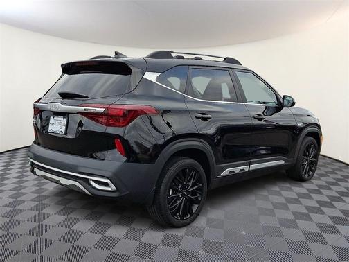 2022 Kia Seltos Nightfall