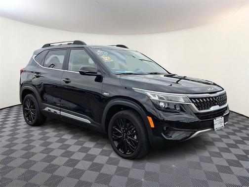 2022 Kia Seltos Nightfall