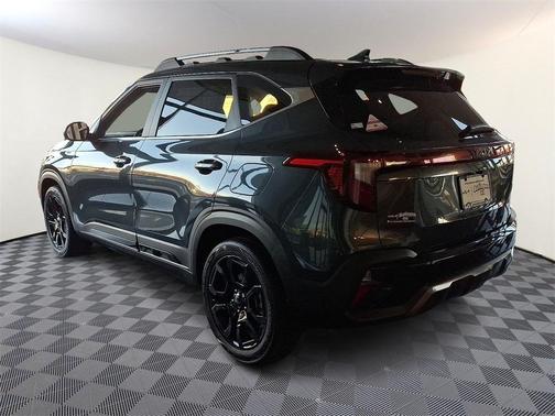 2025 Kia Seltos X-Line