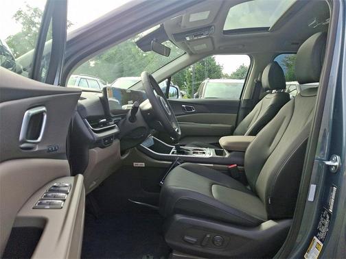 2026 Kia Carnival SX