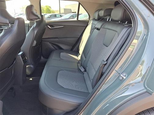 2025 Kia Niro EX