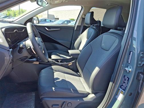 2025 Kia Niro EX