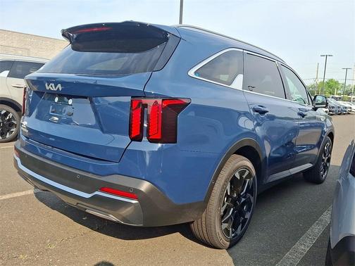 2025 Kia Sorento SX
