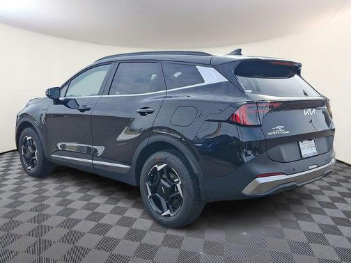 Fusion Orange 2026 Kia Sportage Hybrid EX