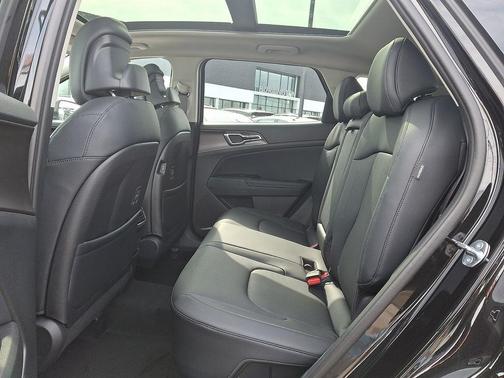 Fusion Orange 2026 Kia Sportage Hybrid EX