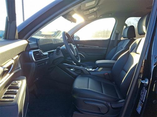 2025 Kia Telluride LX