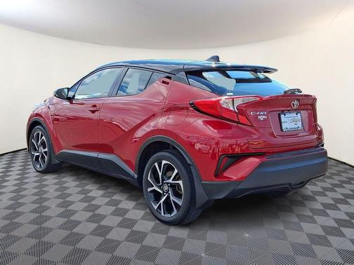 Red / Black 2020 Toyota C-HR XLE