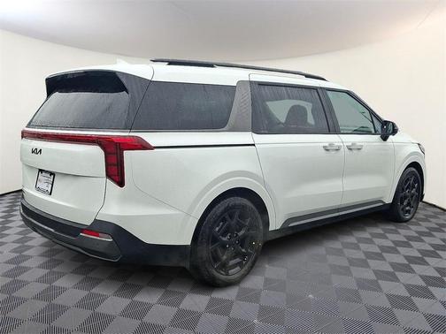 2026 Kia Carnival SX