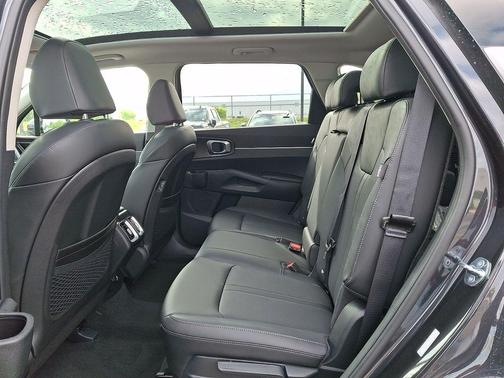 Metal 2026 Kia Sorento S