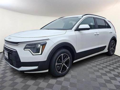 2025 Kia Niro LX