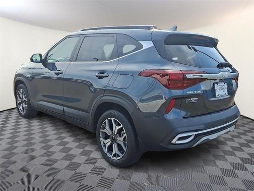 2022 Kia Seltos EX