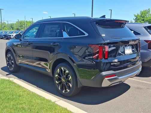 2025 Kia Sorento EX