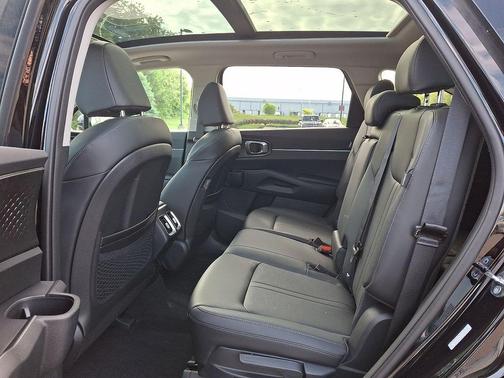 Ebony Black 2026 Kia Sorento S